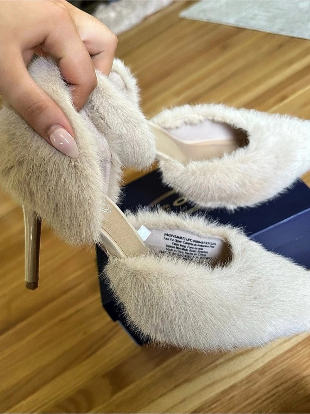 Scoop Faux Fur Heels Beige US 9.5